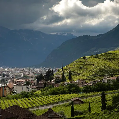 Ξενοδοχείο Magdalener Hof 4*