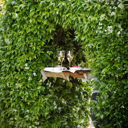 Ξενοδοχείο Magdalener Hof 4*
