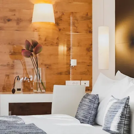 מלון Magdalener Hof 4*